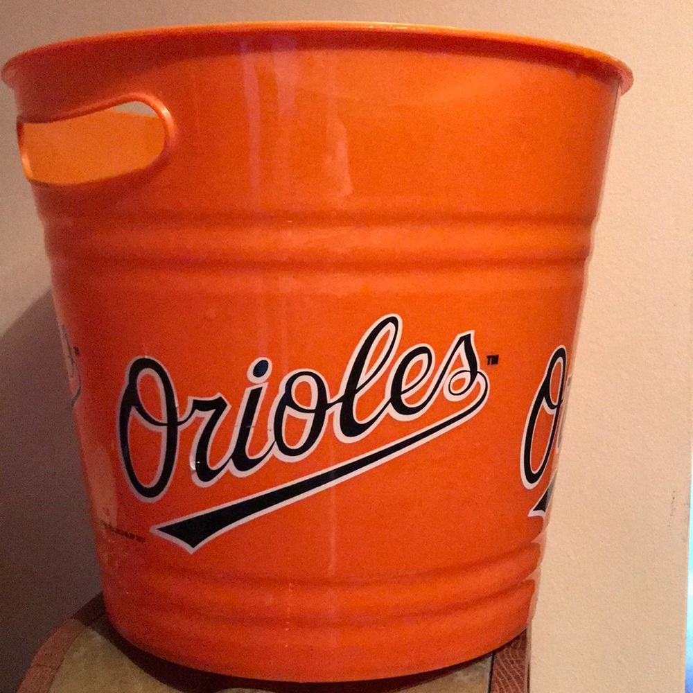 MLB Baltimore Orioles late plastic bar bucket